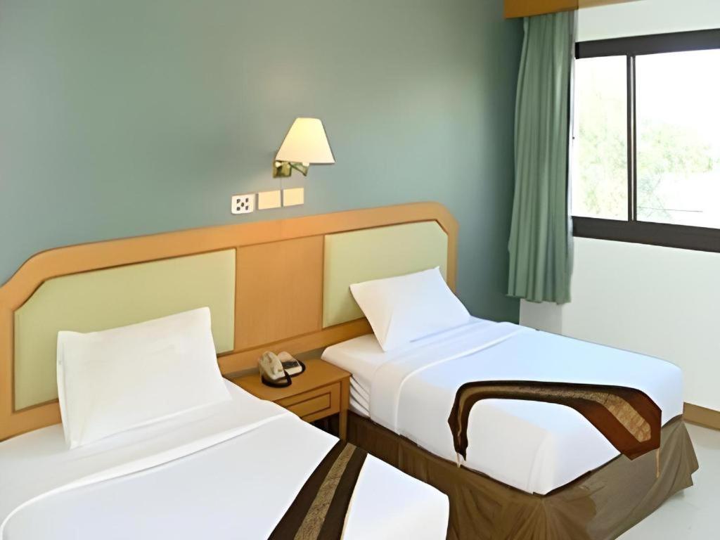 The Park Hotel Паттайя Экстерьер фото